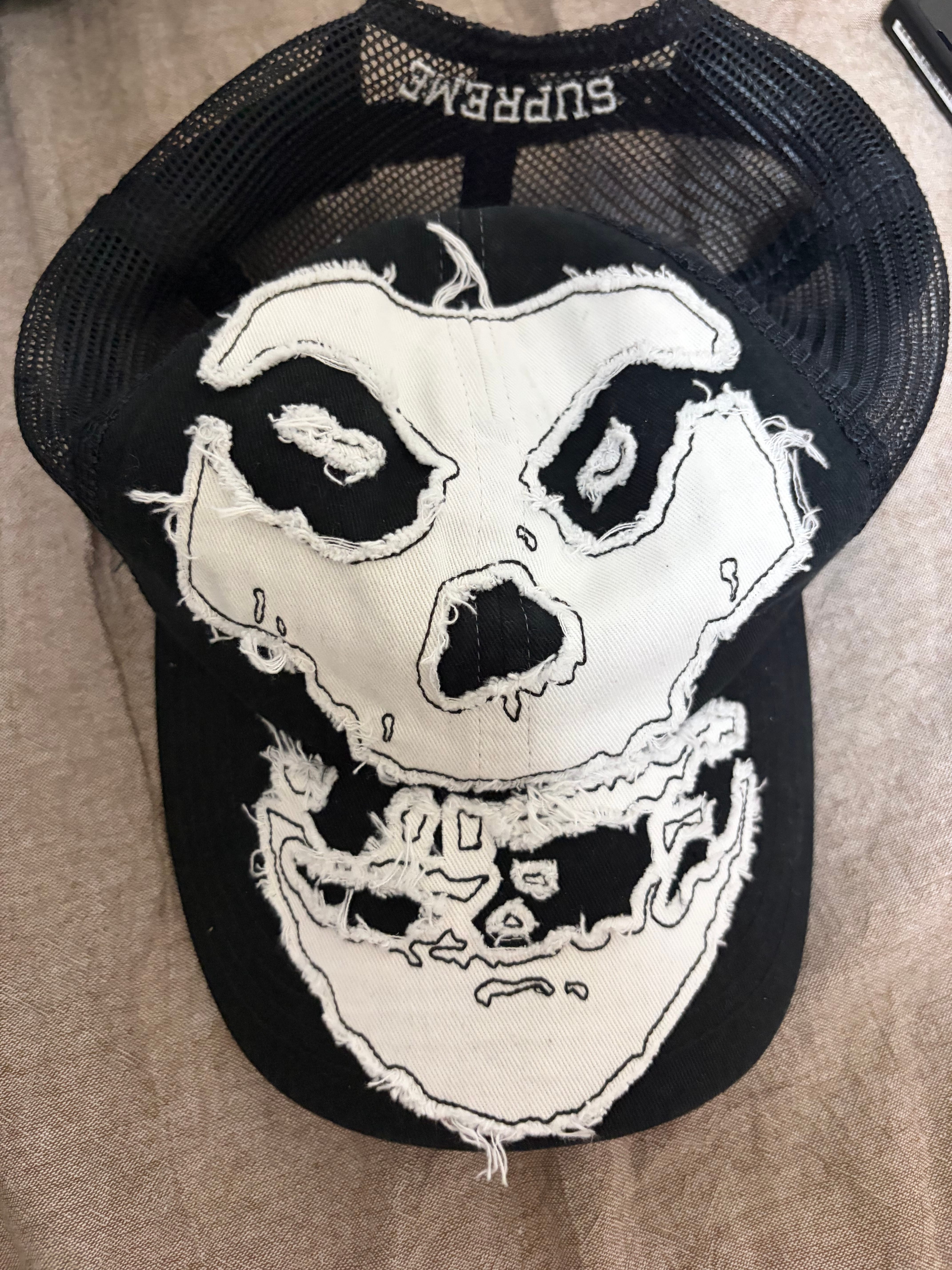 Supreme x The Misfits Mesh Back 6-Panel "Black"