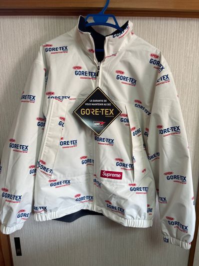 Supreme GORE-TEX Reversible Polartec Lined Jacket "Natural Logos"