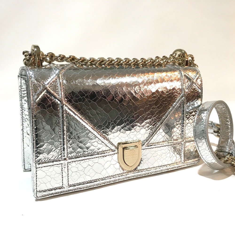 ディオール Dior DIORAMA ディオラマ スモールフラップバッグ   カバン チェーンショルダー ショルダーバッグ レザー シルバー 新品同様
