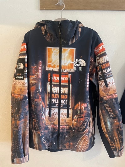 Supreme x The North Face Taped Seam Shell Jacket "Times square" NP52207I x NF0A82RK
