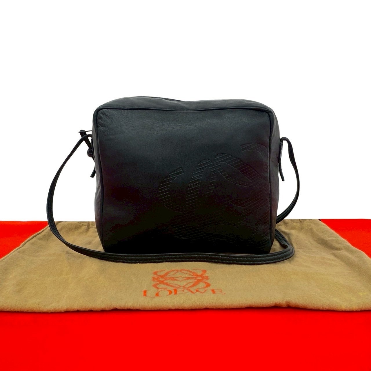 LOEWE ロエベ アナグラム ロゴ レザー ショルダーバッグ ブラック
46546