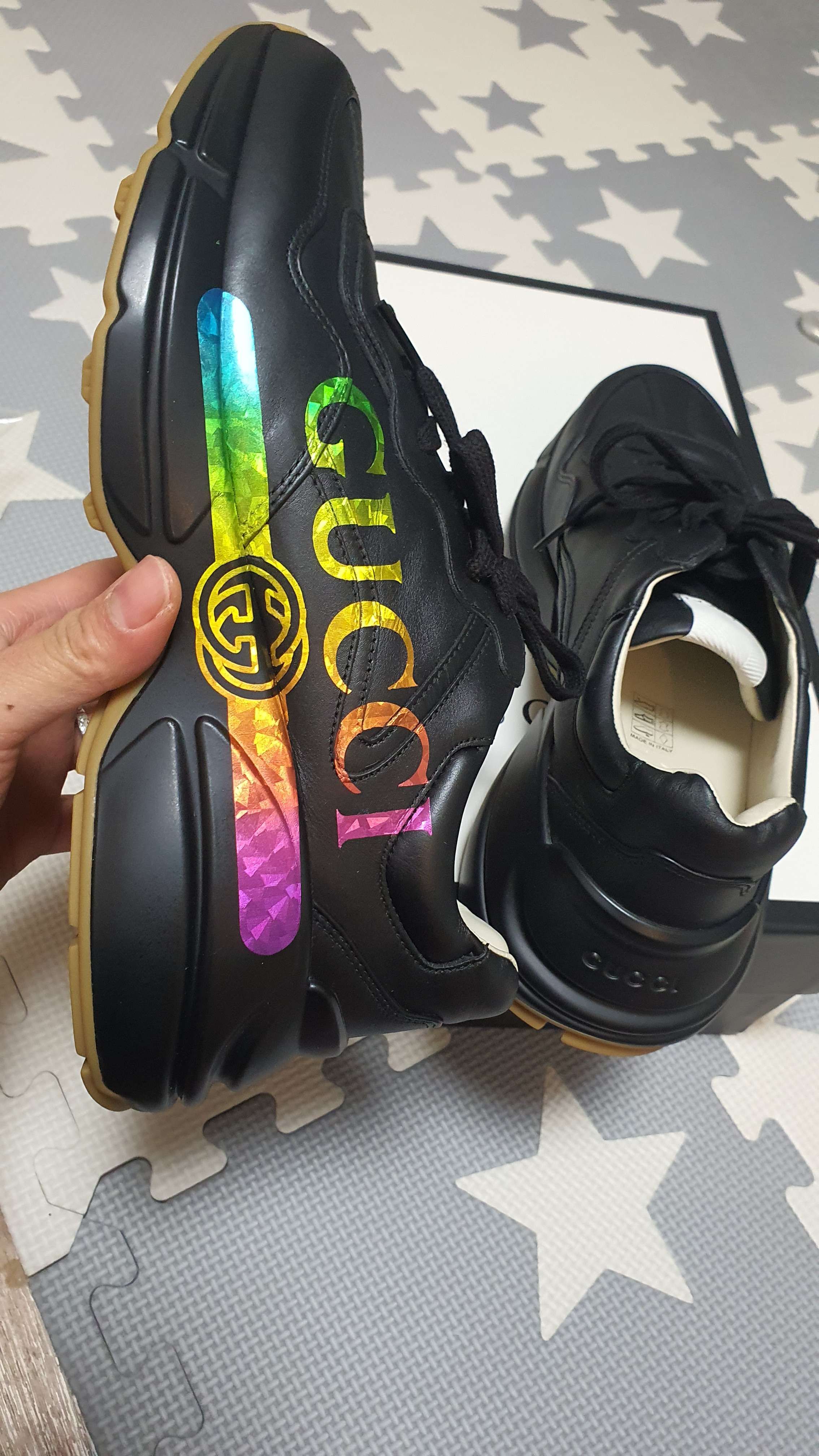 GUCCI Logo Leather Sneaker "White"