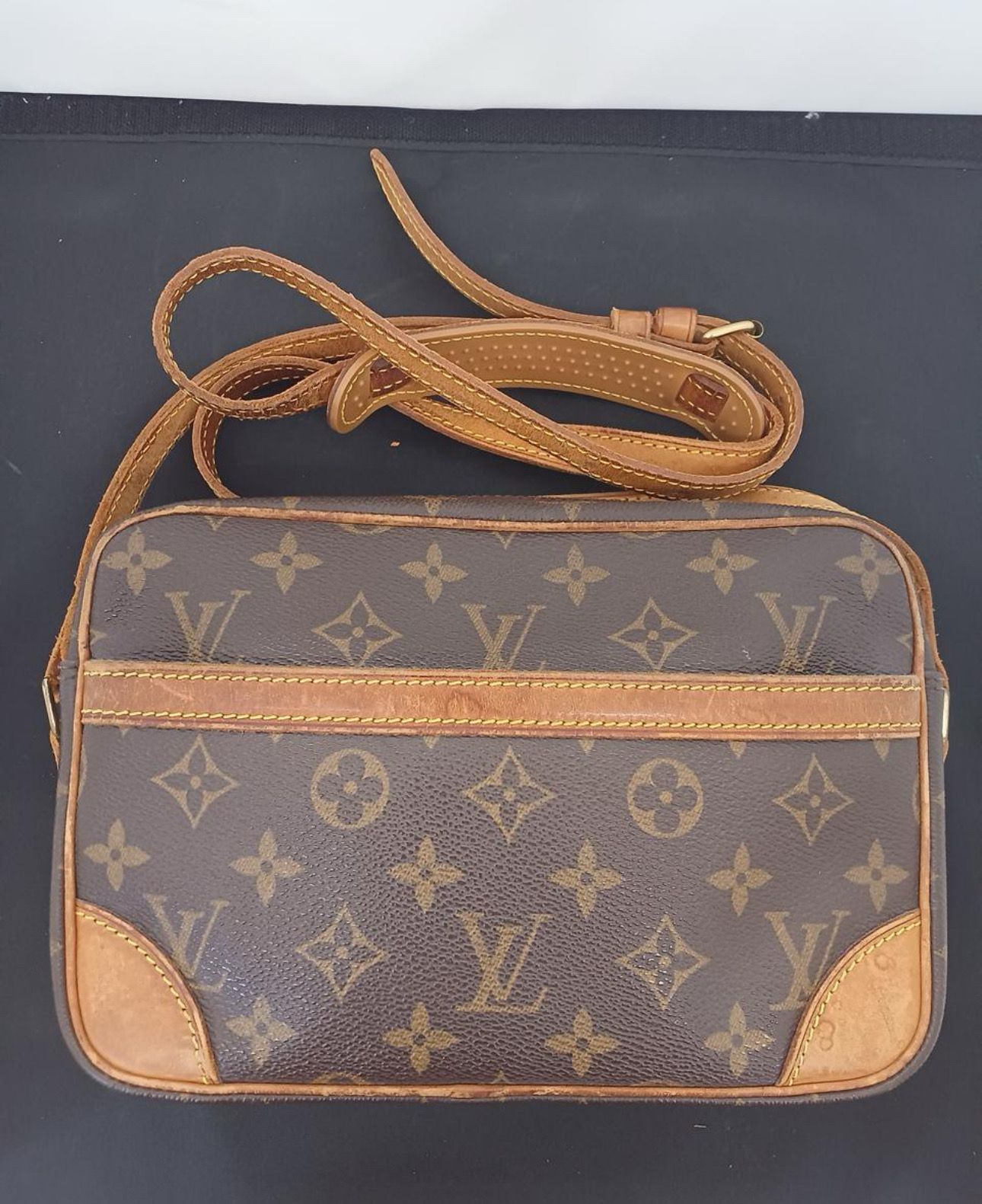 Louis Vuitton Trocadero 27 Monogram