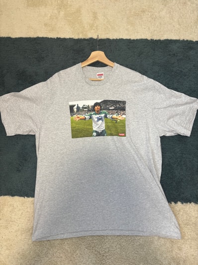 Supreme Maradona Tee "Grey"