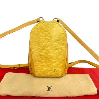 LOUIS VUITTON ルイヴィトン マビヨン エピ レザー リュックサック イエロー
159-3