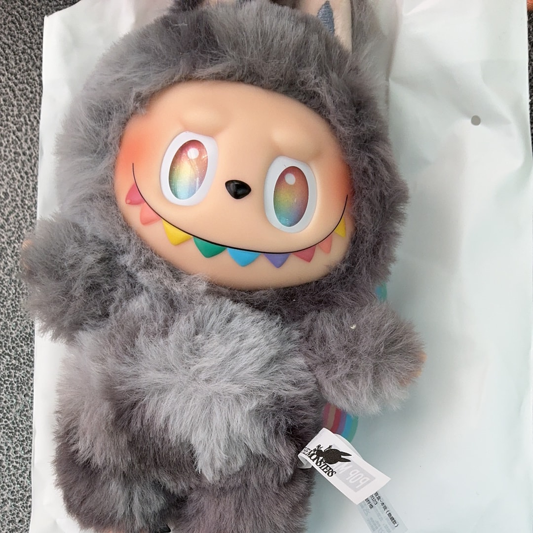 POP MART THE MONSTERS (LABUBU) Big into Energy Series Plush Pendant ID (Secret)