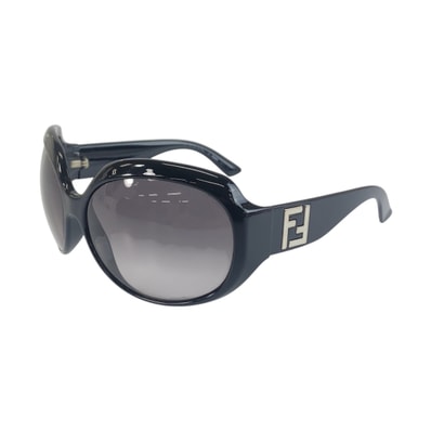 美品 FENDI フェンディ FFロゴ ブラック シルバー プラスチック サングラス バタフライ 1-0294721 【中古】