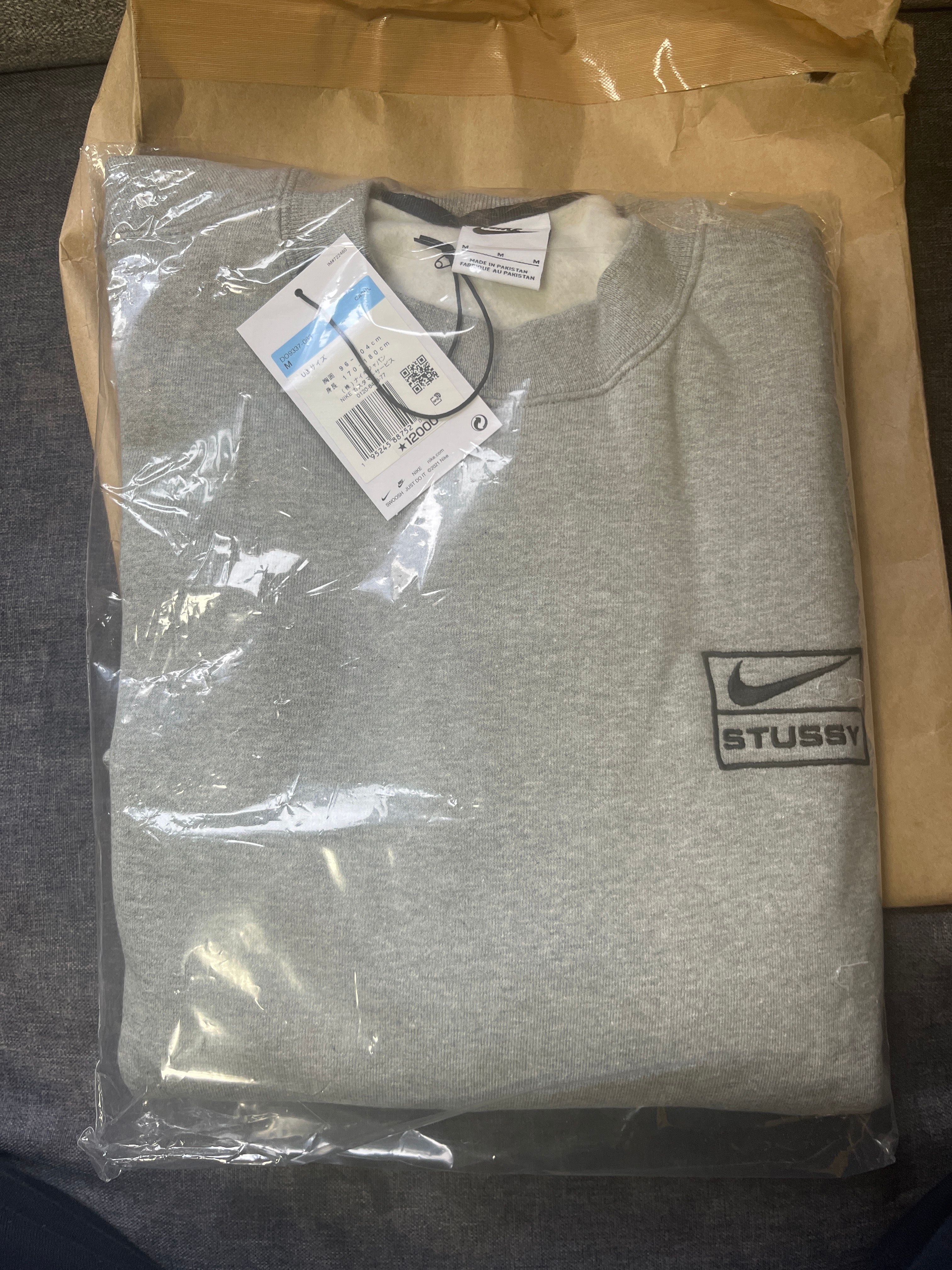 Stussy x Nike Fleece Crew (US Size) "Grey" DO9337-063