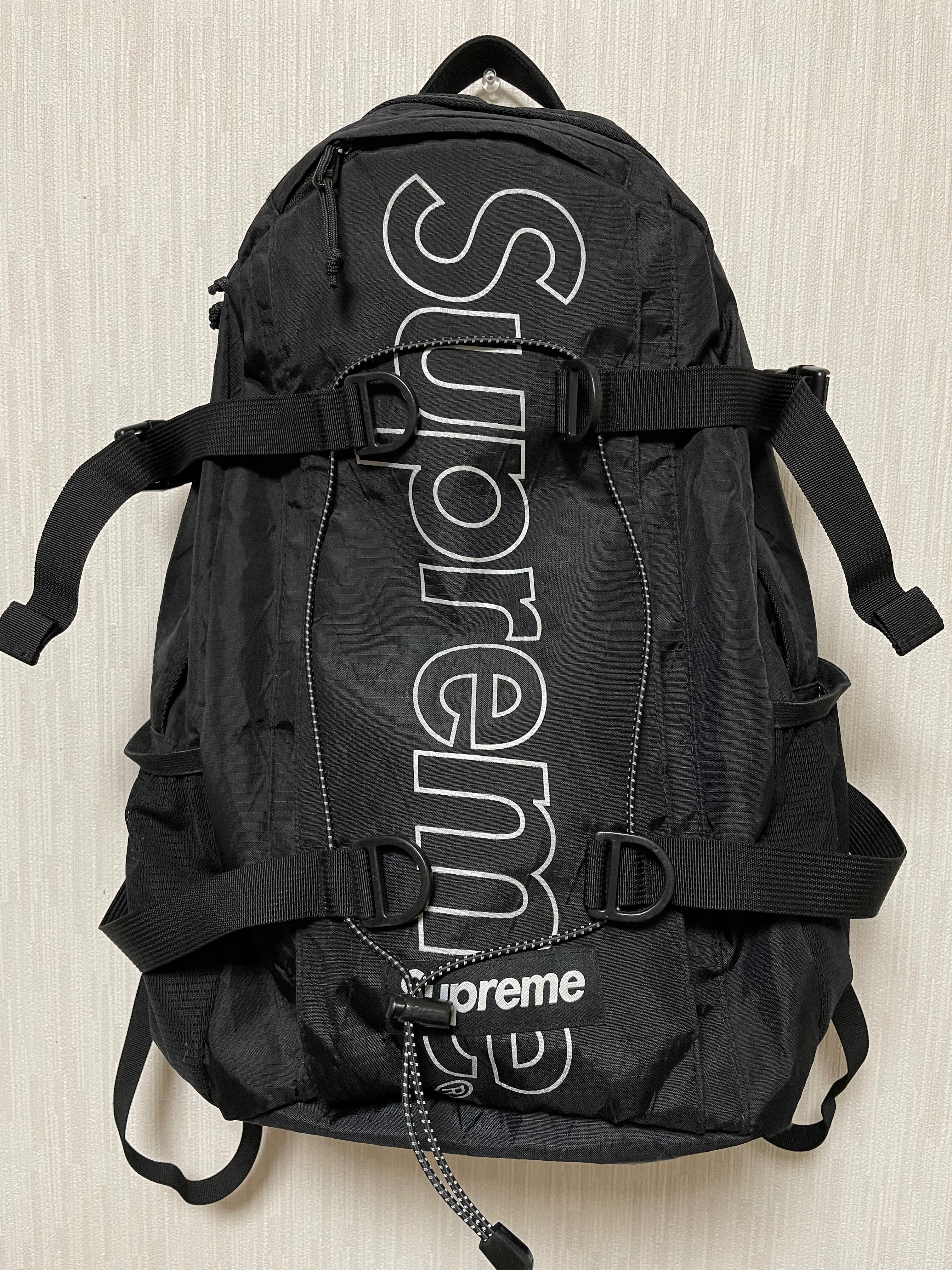 Supreme 18FW Backpack "Black"