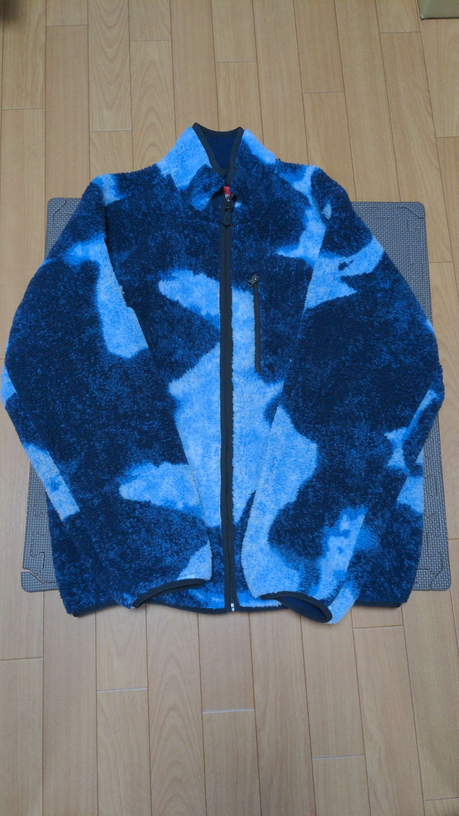 Supreme x The North Face Bleached Denim Print Fleece Jacket "Indigo"
