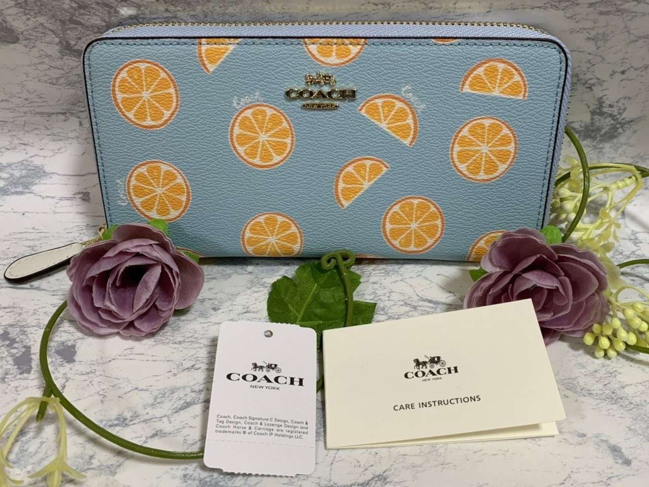COACH ライトブルー 長財布