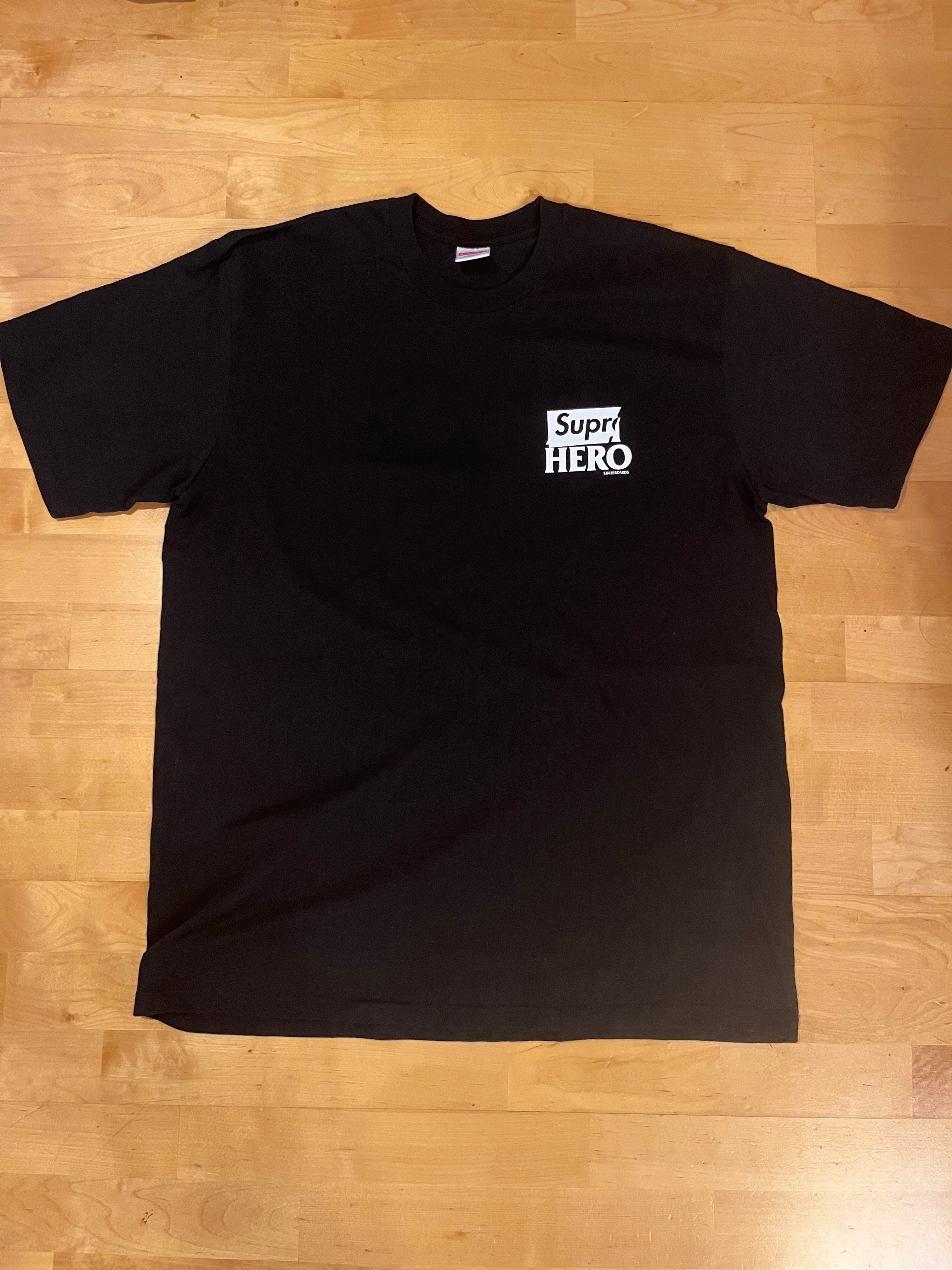 Supreme / ANTIHERO Dog Tee "Black"