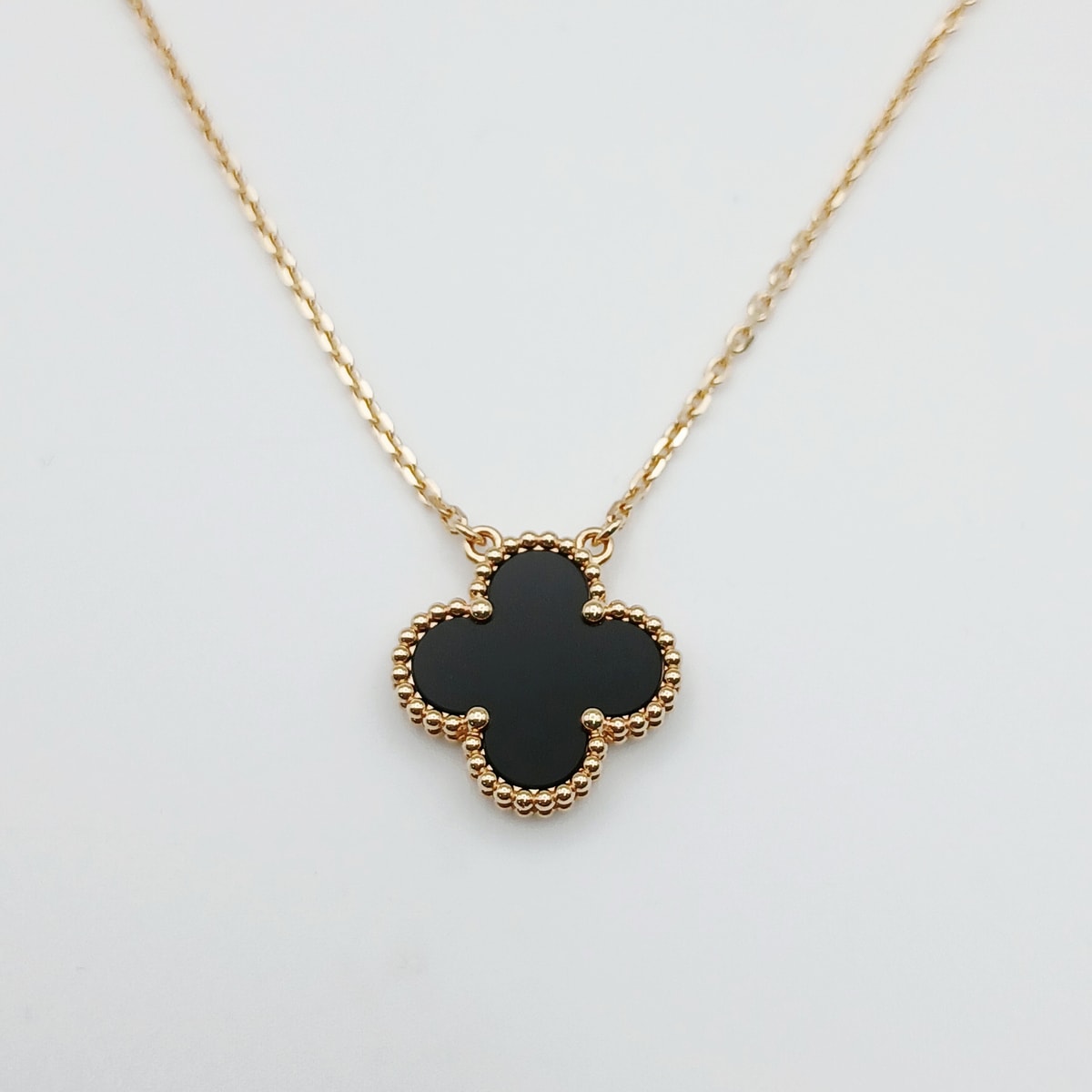 Van Cleef & Arpels ヴァンクリーフ&アーペル ヴィンテージ アルハンブラ オニキスネックレス 750YG ネックレス VCARA45800 K18イエローゴールド ブラック  レディース【中古】