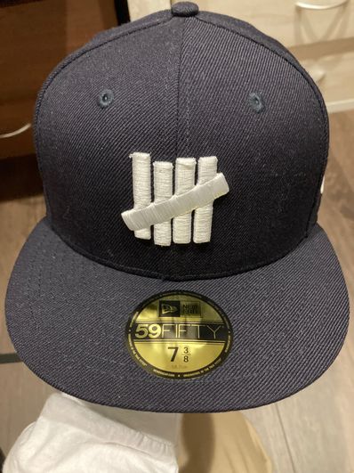 UNDEFEATED X NE ICON FITTED - 90188 "Navy"