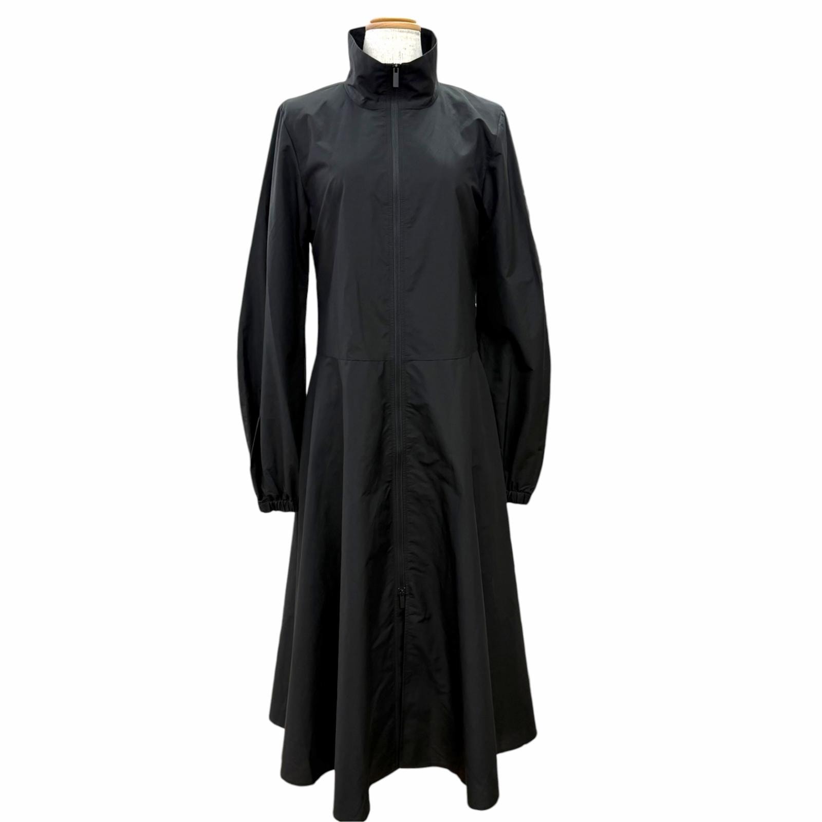極美品 モンクレール ワンピース DRESS ブラック レディース IT 38