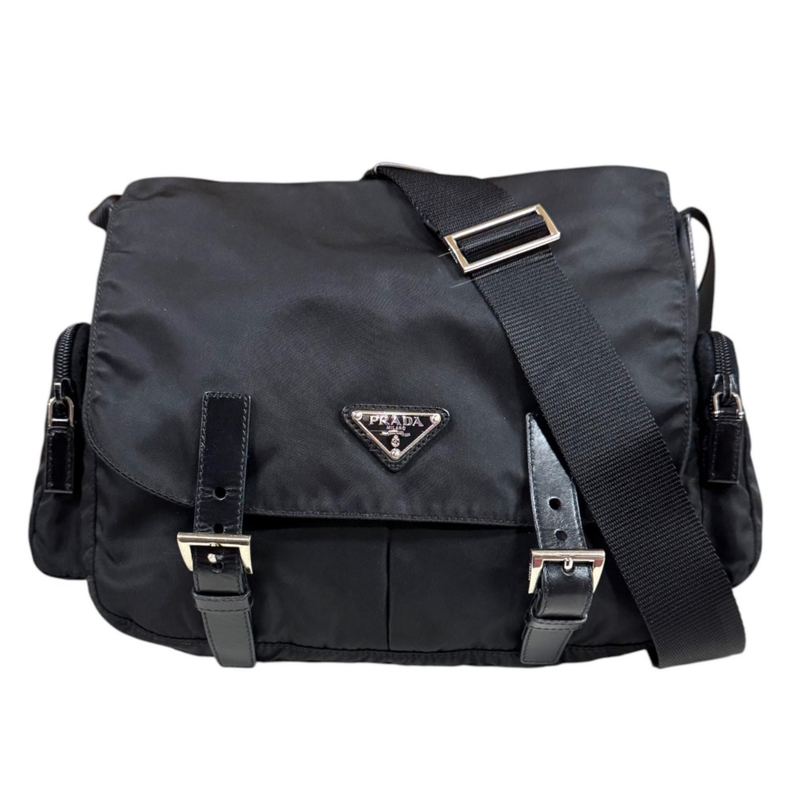 プラダ ショルダーバッグ ナイロン ブラック メンズ PRADA 中古