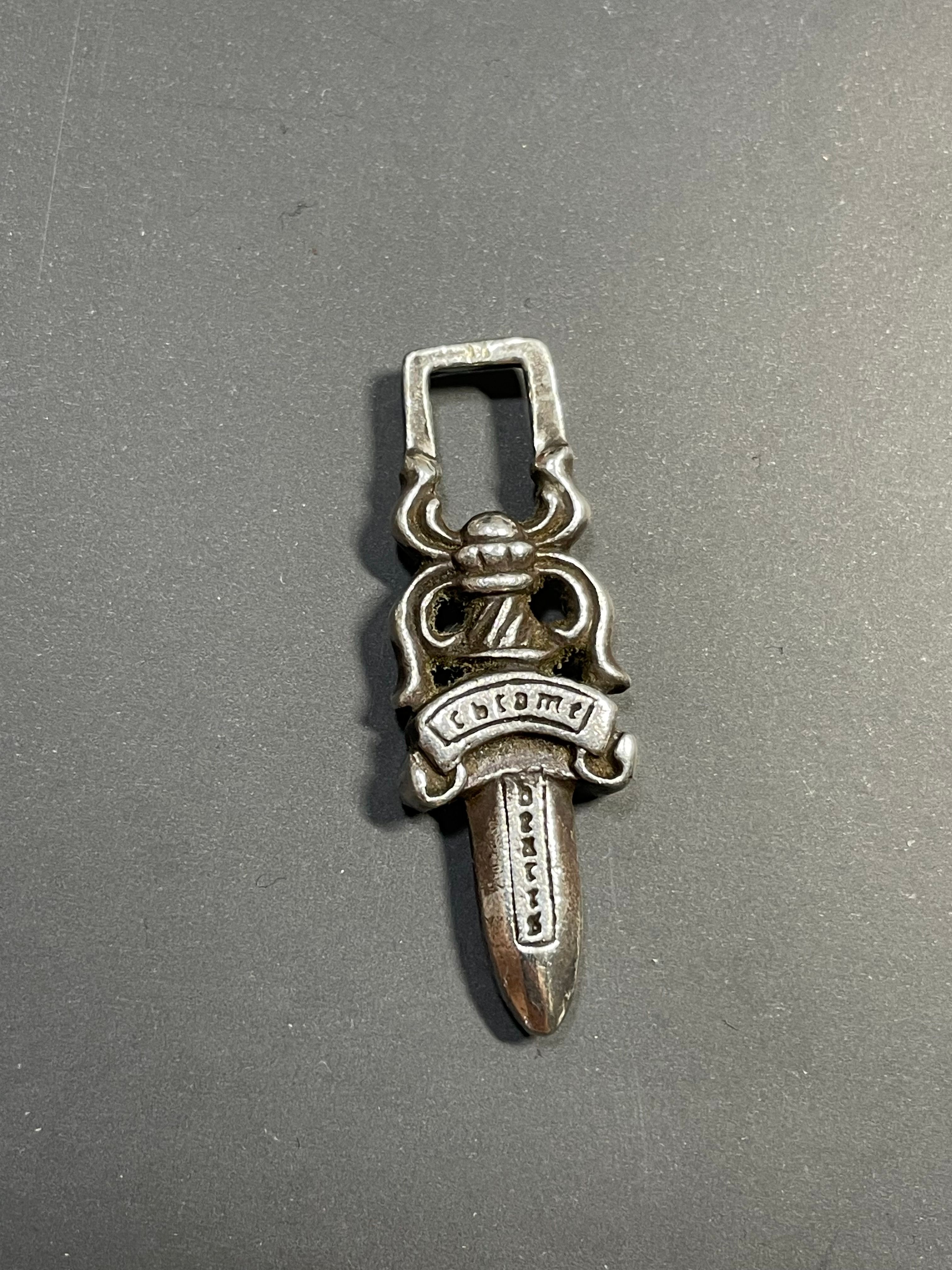 Chrome Hearts #5 Dagger Charm Zip 1 "Silver"