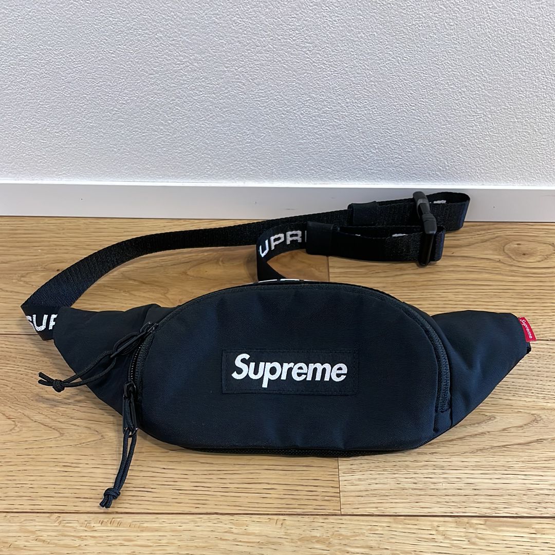 Supreme FW22 Small Waist Bag 