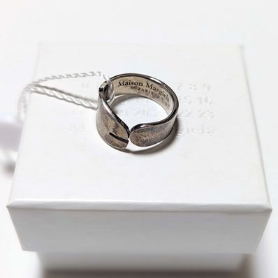 メゾンマルジェラ タビ シルバーリング