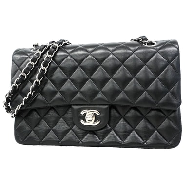 【6kd3917】シャネル ショルダーバッグ マトラッセ Wフラップ Wチェーン ラムスキン ブラック シルバー金具【中古】レディース