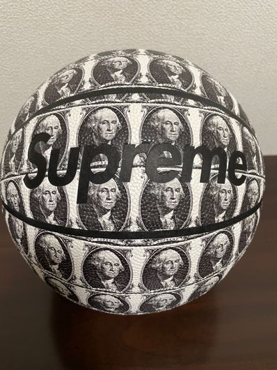 Supreme Spalding® Washington Basketball "White"