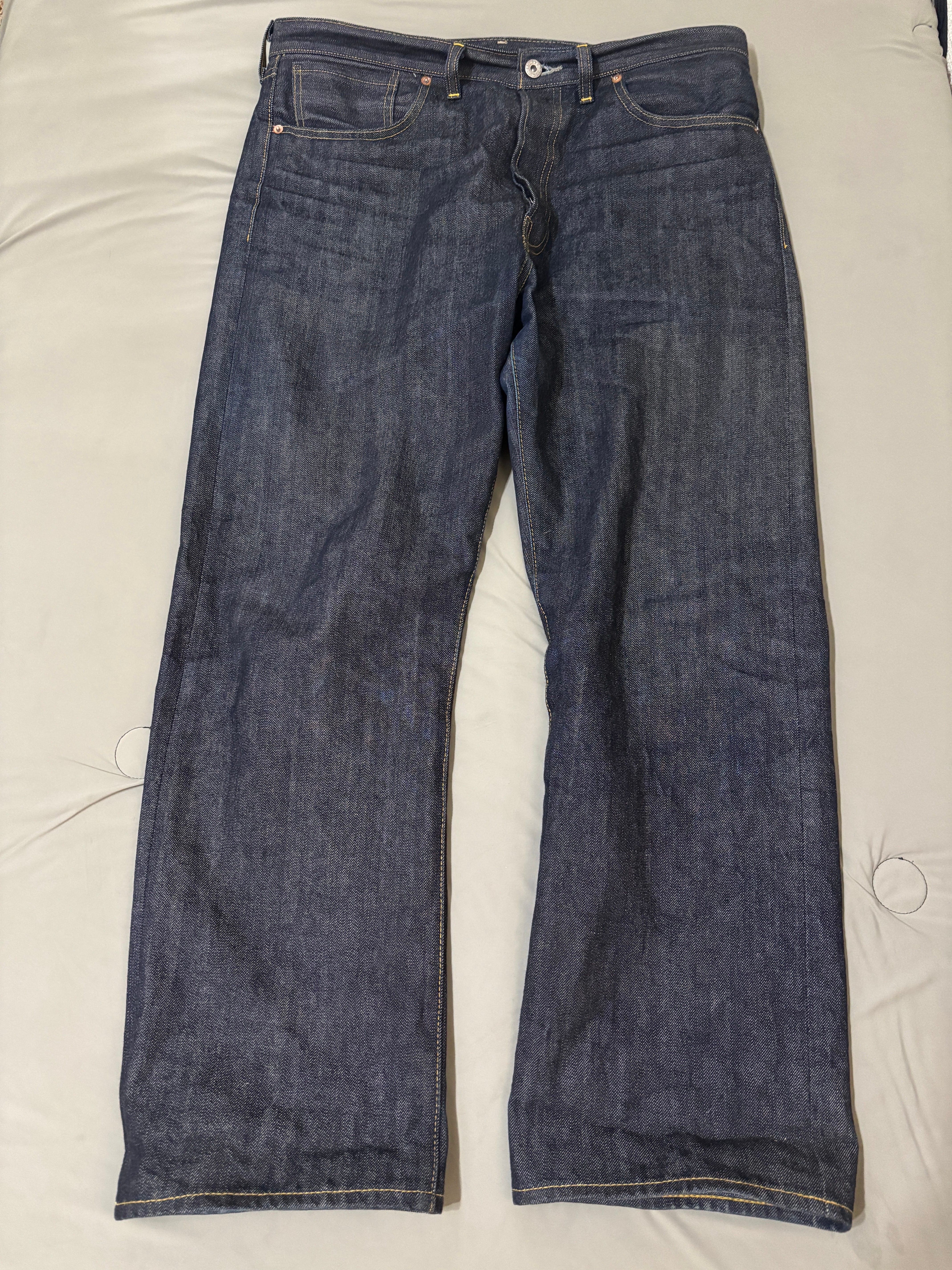 LEVI'S Vintage Clothing 1944 501 Jeans Rigid "Dark Indigo Blue"