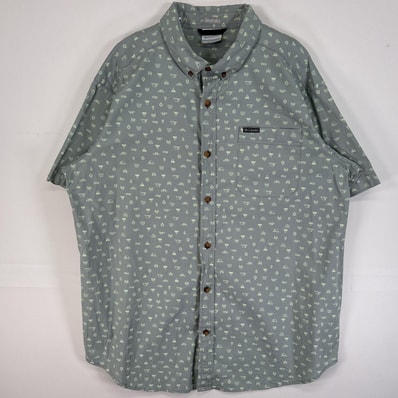 古着 コロンビア Columbia 半袖シャツ ワンポイント ロゴ アウトドア アイコン ボタンダウン L グリーン系 総柄 メンズ