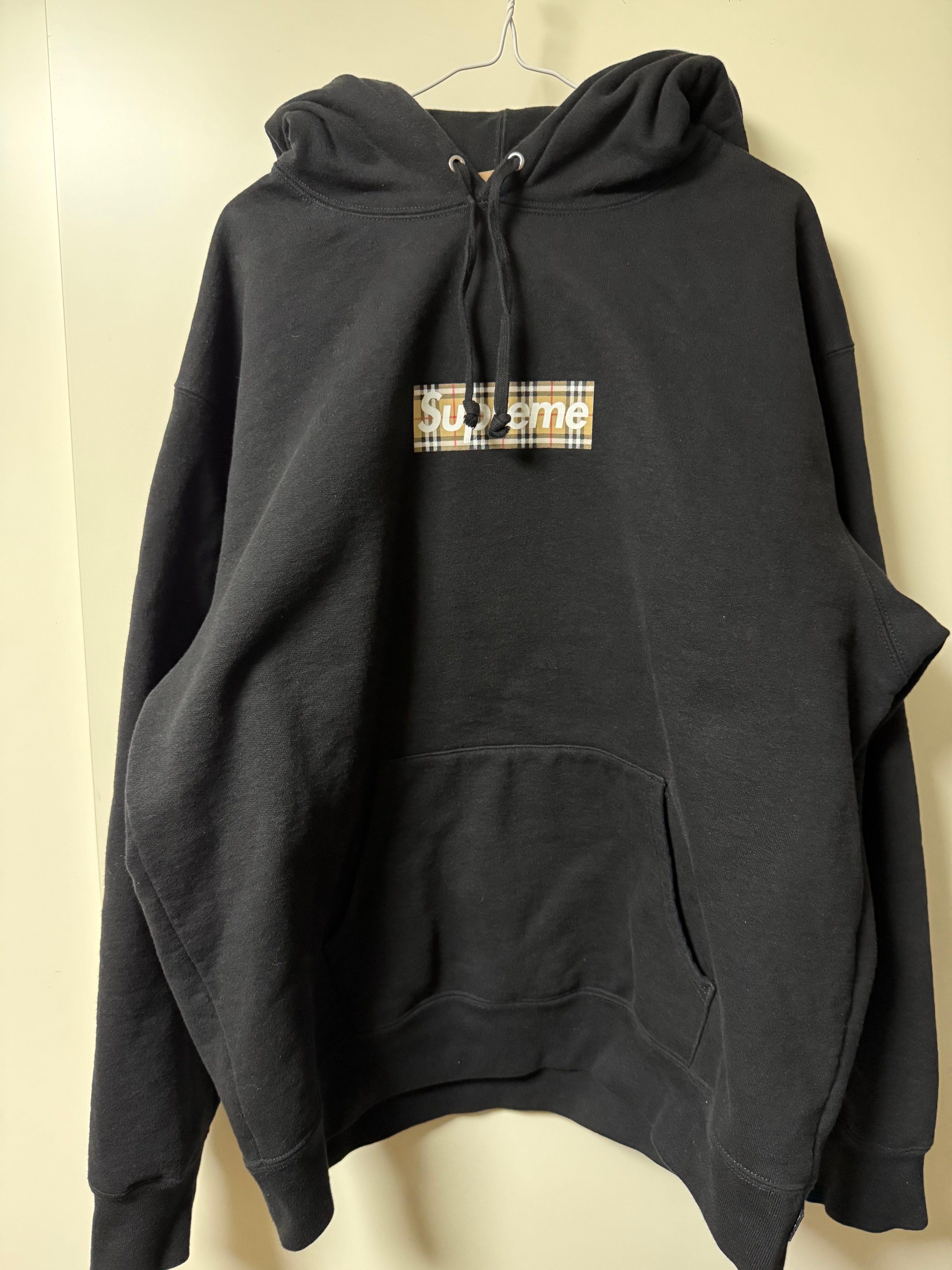 Supreme / Burberry Box Logo Hooded Sweatshirt "Black"