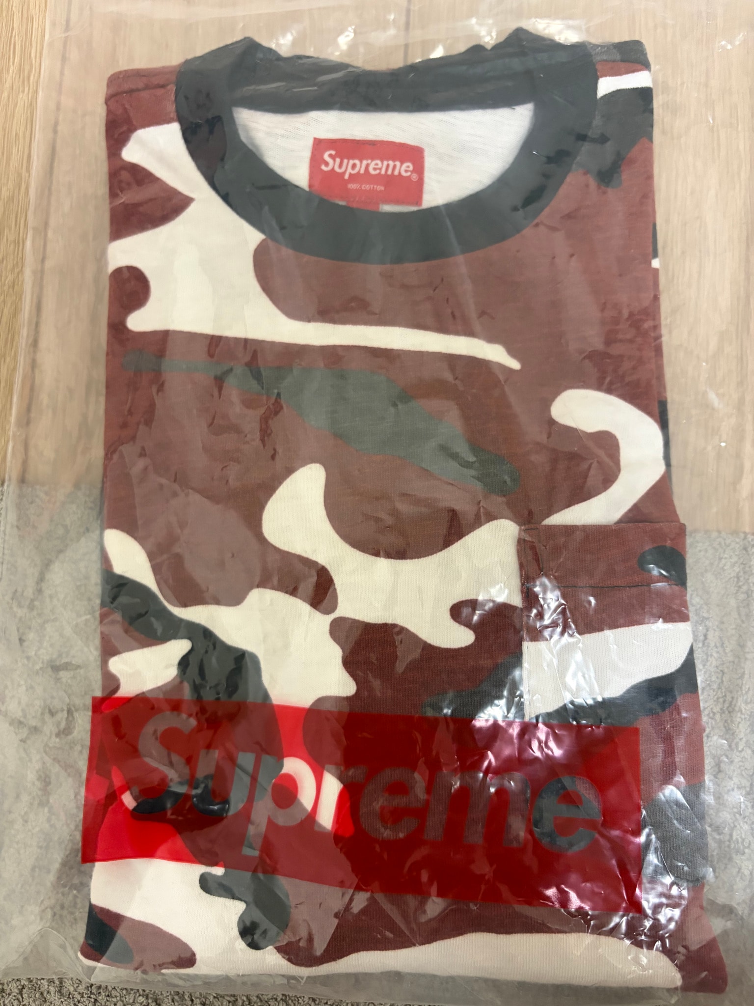 シュプリーム supreme L/S Pocket Tee Red Camo