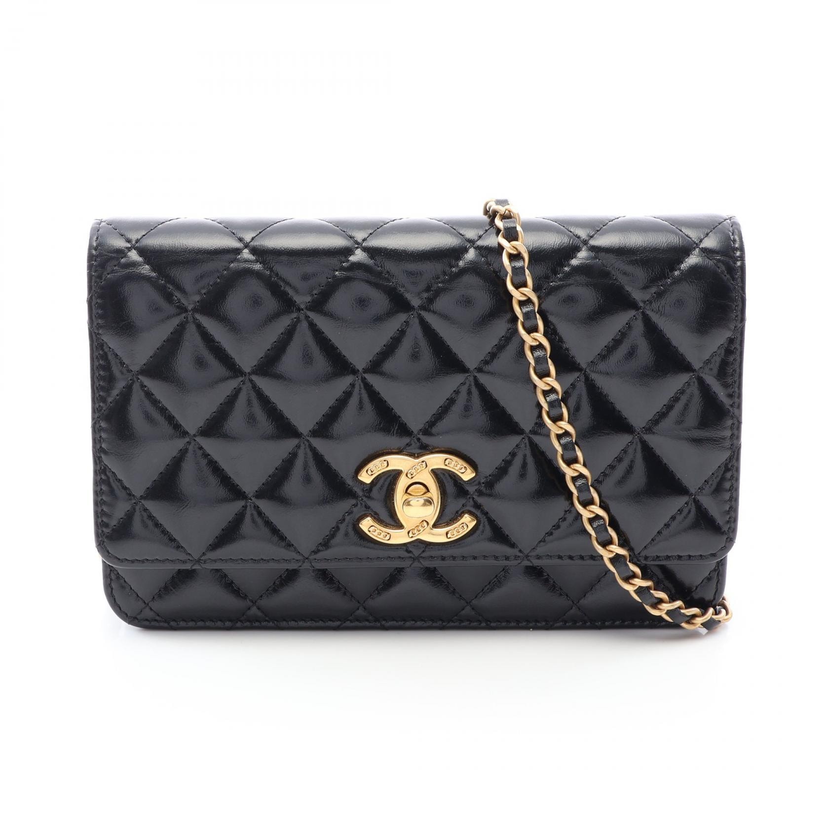 シャネル CHANEL マトラッセ ショルダーバッグ バッグ レザー レディース ブラック系 AP4138 【中古】