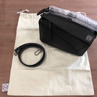 LOEWE Small Puzzle Bag In Classic Calfskin "Black"