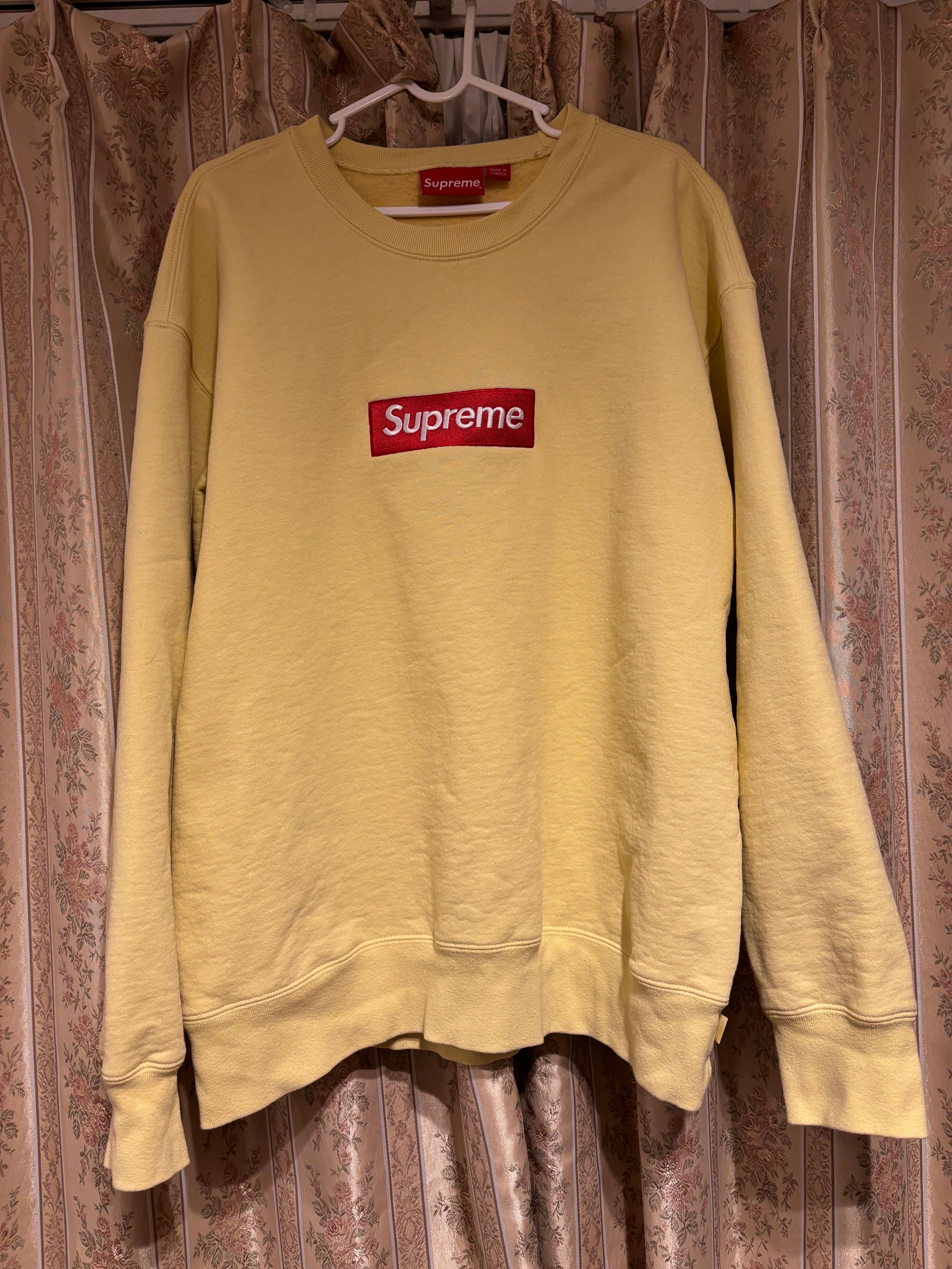 Supreme Box Logo Crewneck "Pale Yellow" (22FW)