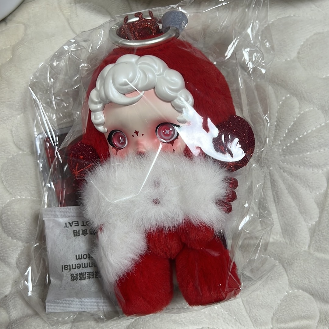 POP MART SKULLPANDA Winter Symphony Series Plush Pendant Symphony of Wishes (Secret)