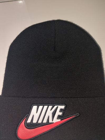 Supreme / NIKE® Beanie "Black"