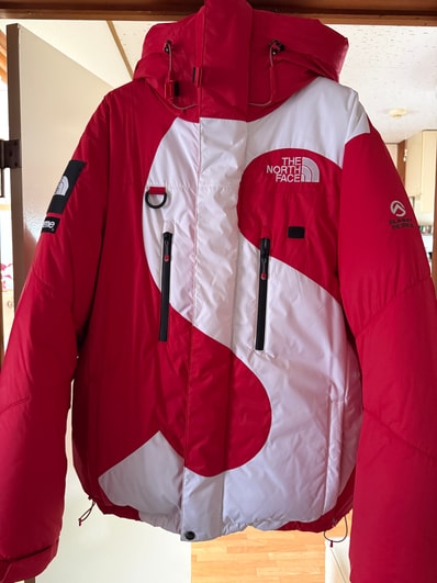 Supreme x The North Face Summit Series S Logo Himalayan Parka "Red"