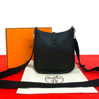 HERMES エルメス エヴリン TPM トリヨンクレマンス ショルダーバッグ ブラック
64620