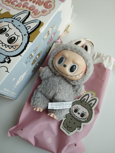 POP MART THE MONSTERS (LABUBU) Exciting Macaron Plush Series SESAME BEAN