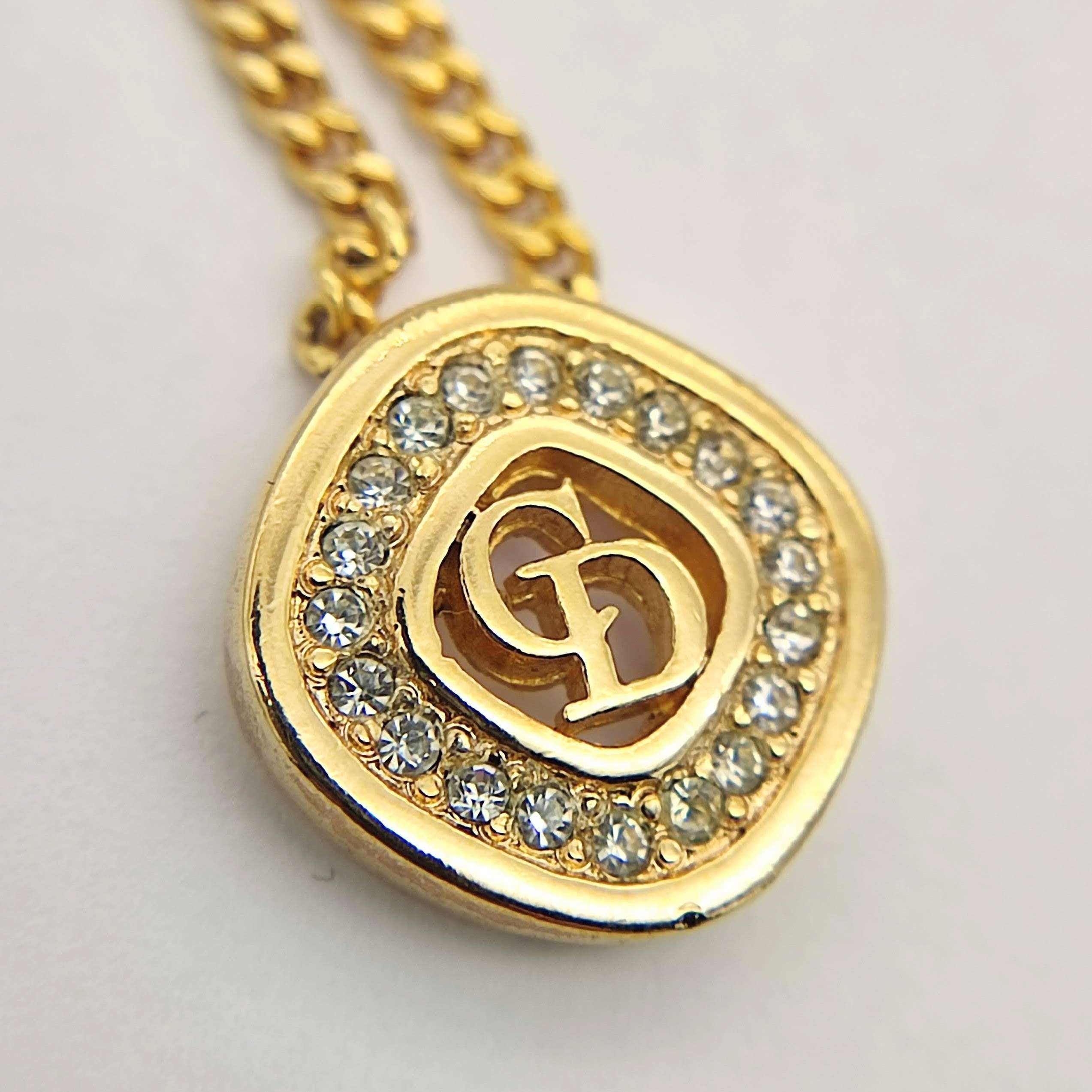 【超美品】クリスチャンディオール CD ロゴネックレス ストーン付き ゴールド