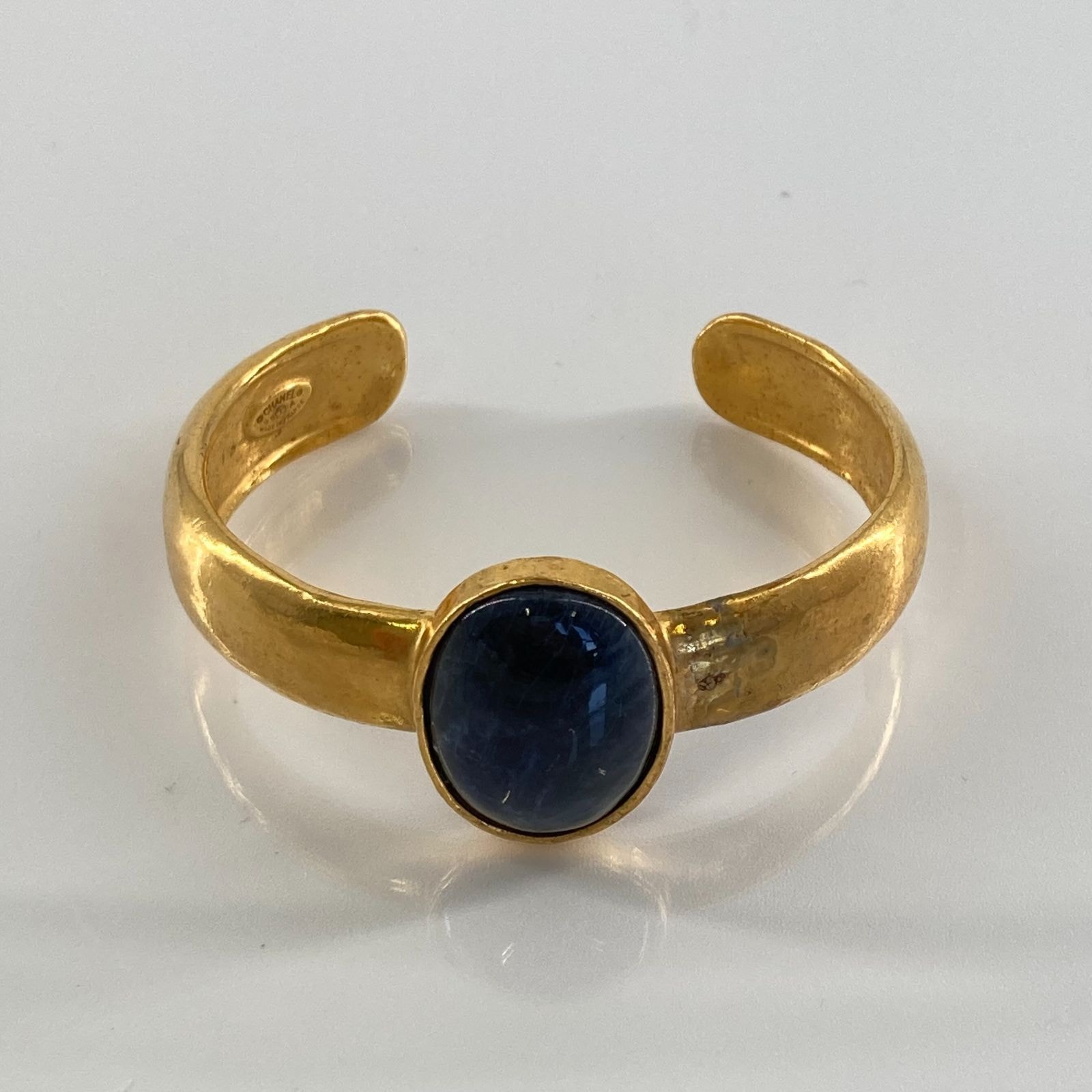 CHANEL(シャネル)カラーストーン バングル ブレスレット ヴィンテージ 95・A ゴールド