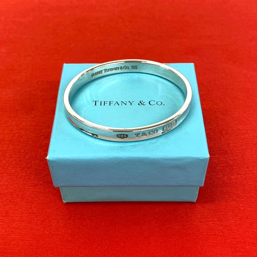 B (目立った傷や汚れなし)】TIFFANY&Co. ティファニー ナロー バングル B (目立った傷や汚れなし)】TIFFANY&Co. ティファニー ナロー バングル
