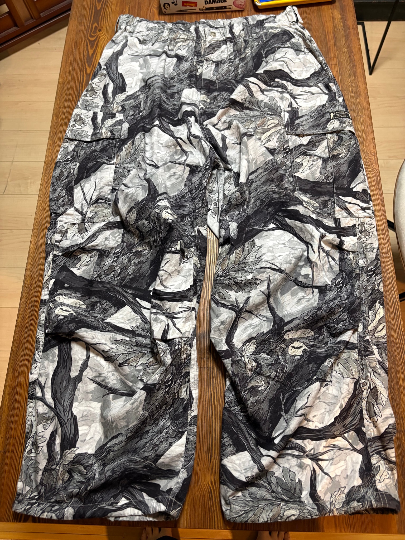 A BATHING APE Tree Edge Camo Cargo Pants "White"