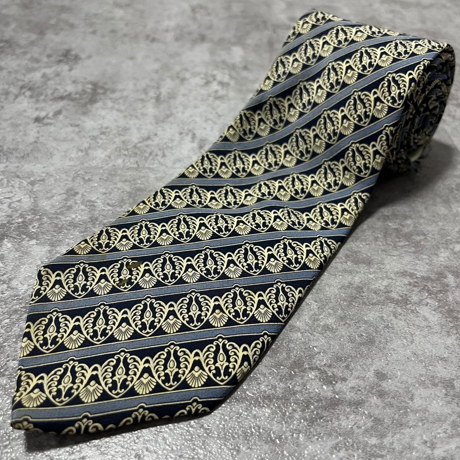 クリスチャンディオール ネクタイ メンズ