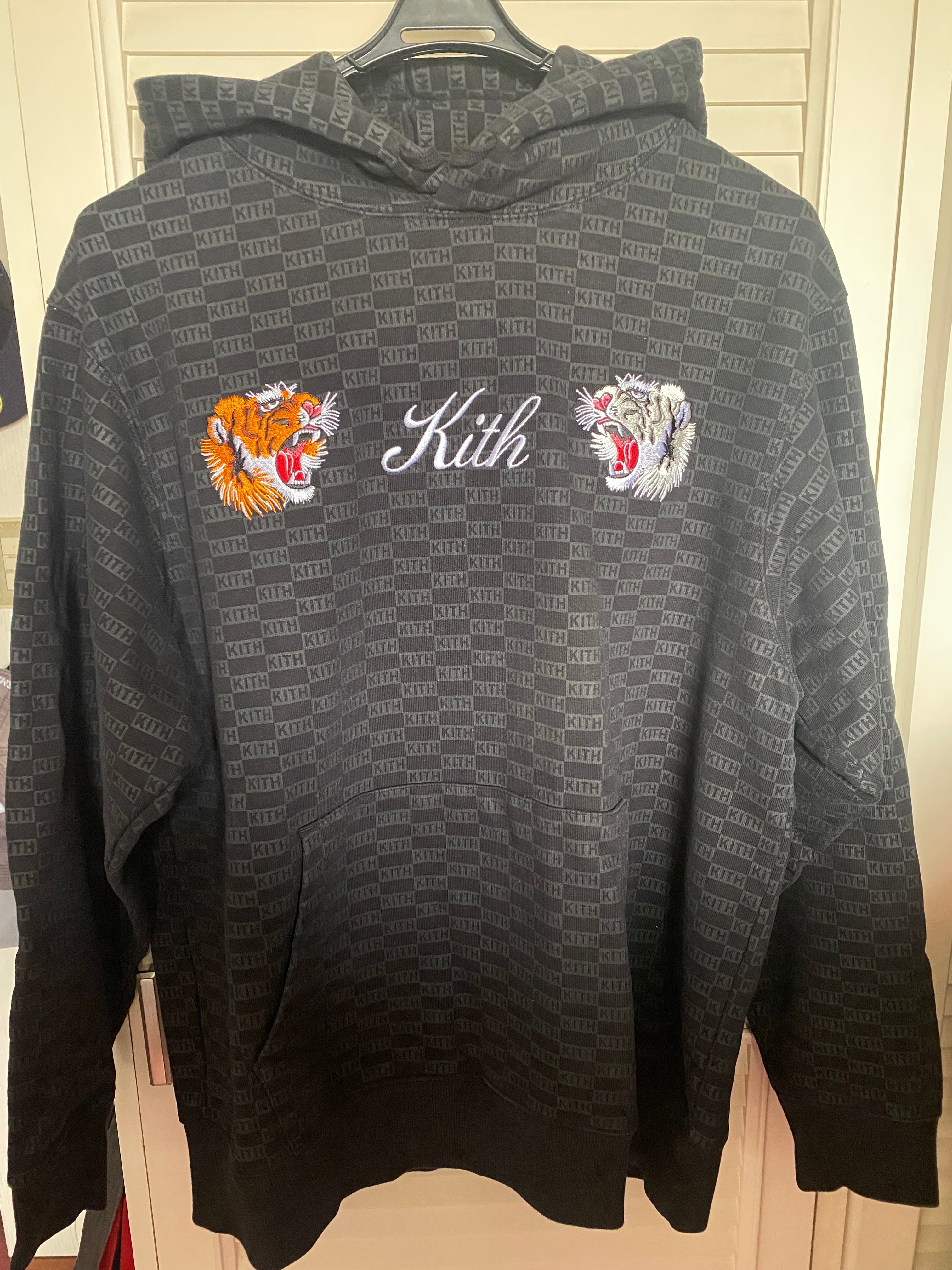 KITH TOKYORE Tiger SouvenirHoodie-Black