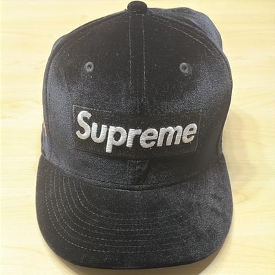 Supreme Velour Box Logo New Era "Black"