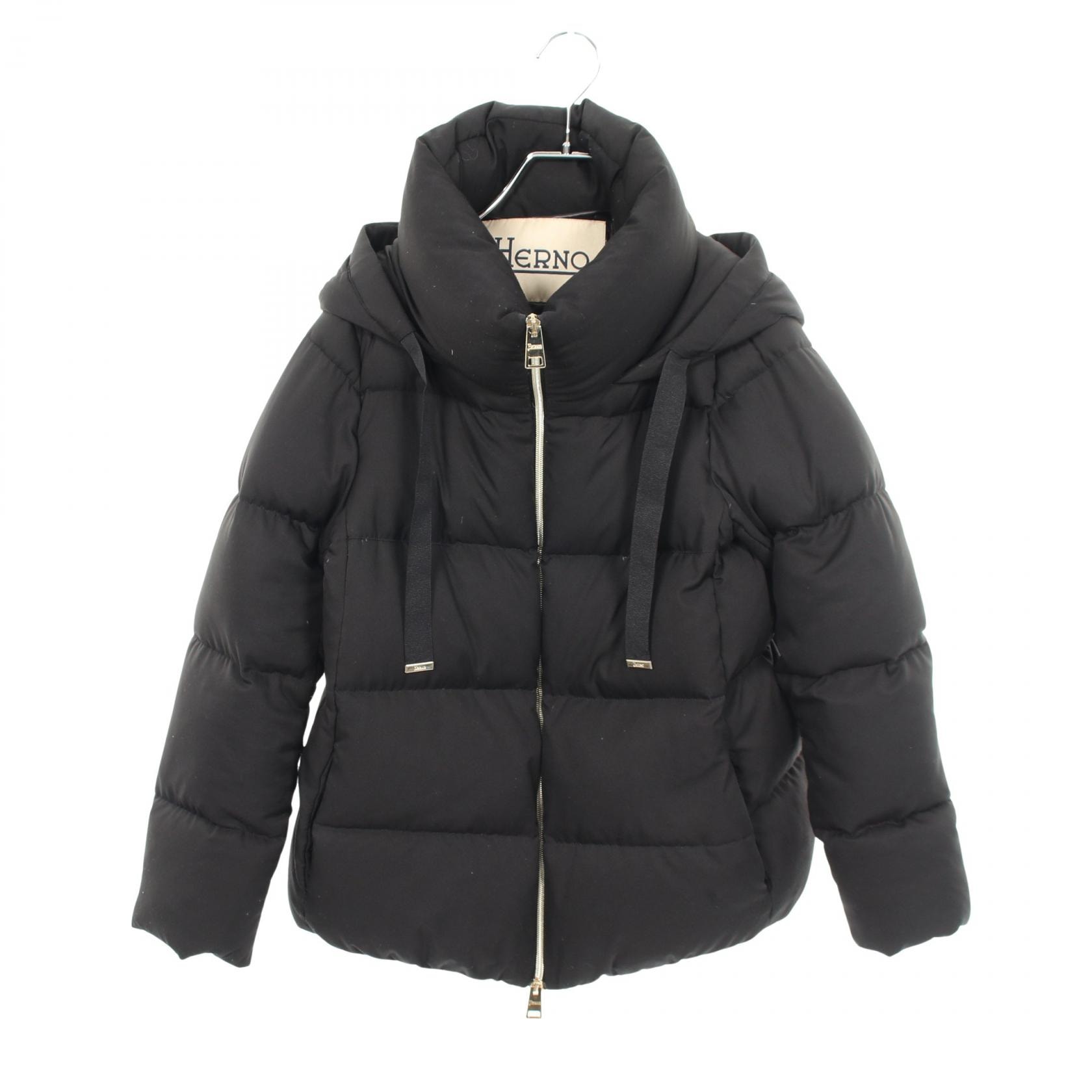 ヘルノ Herno フード付き ダウンジャケット 衣料品 アウター ポリエステル レディース ブラック系 PI001589D 【中古】