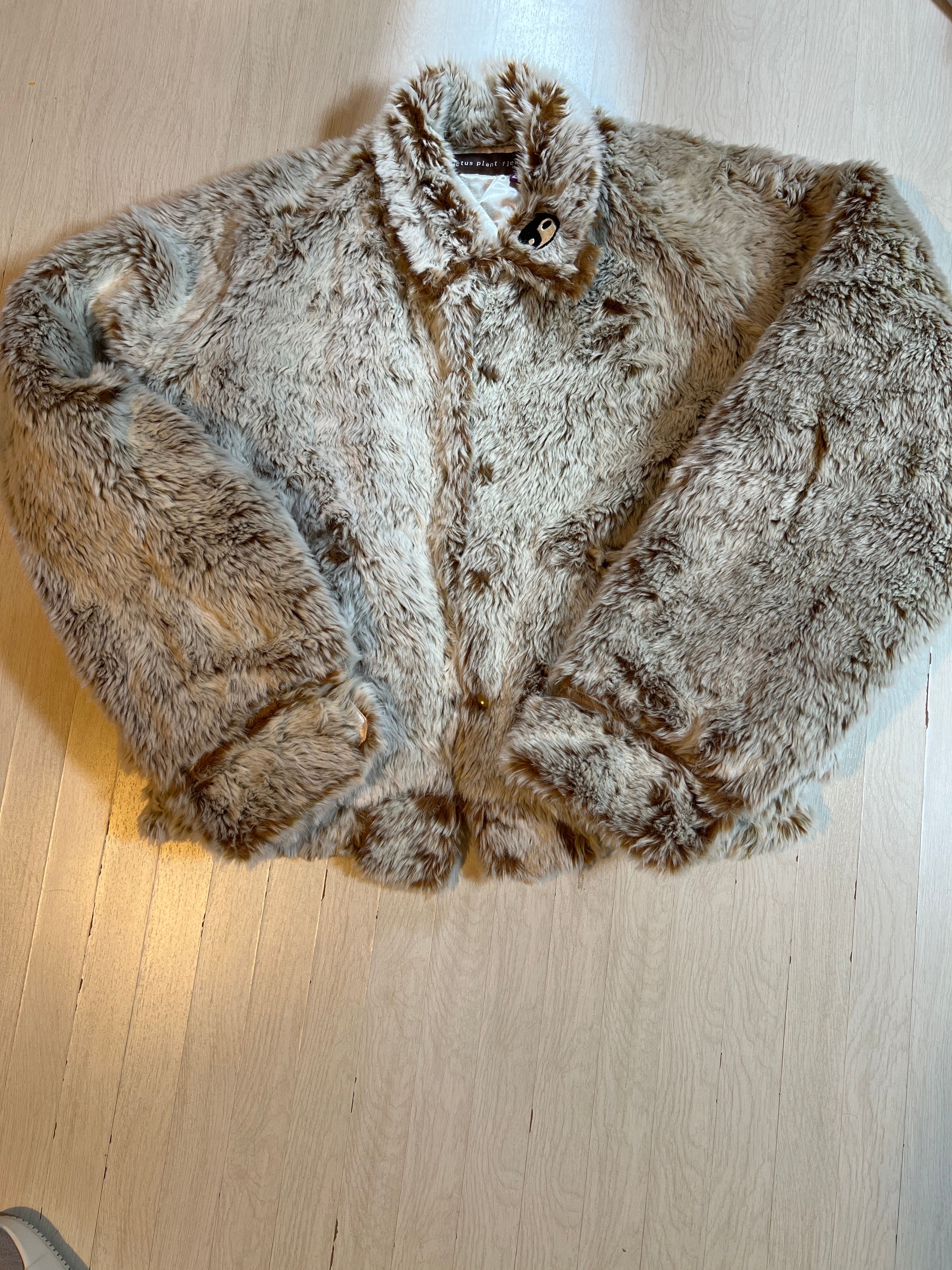 Cactus Plant Flea Market Bigfoot Jacket "Beige"