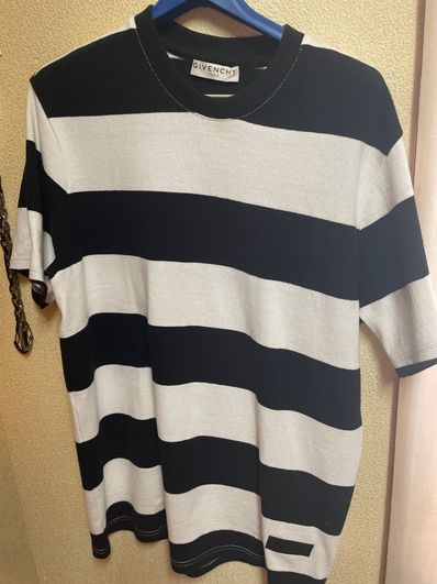 GIVENCHY、ボーダーTシャツSサイズ新品未使用