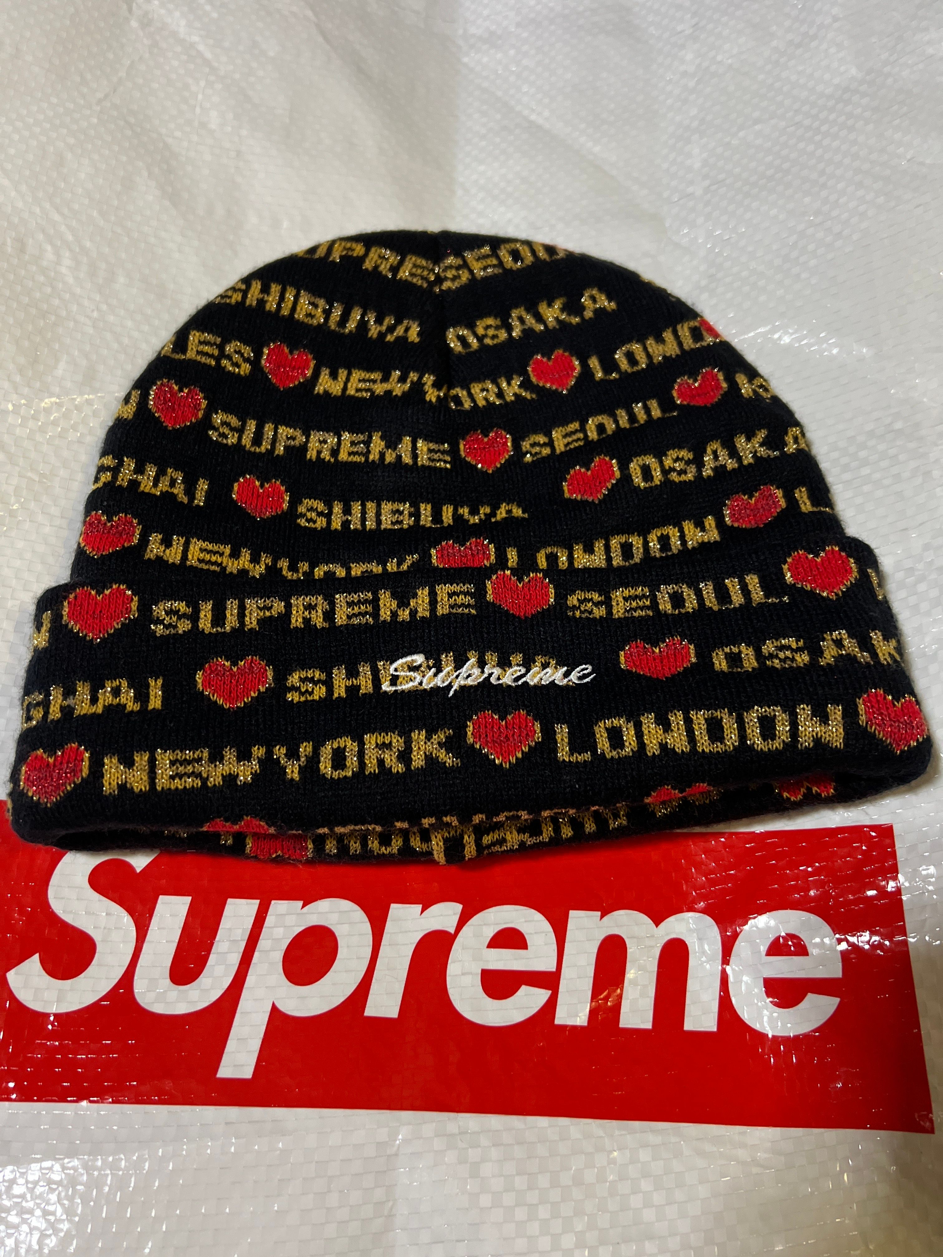 Supreme Hearts Beanie 