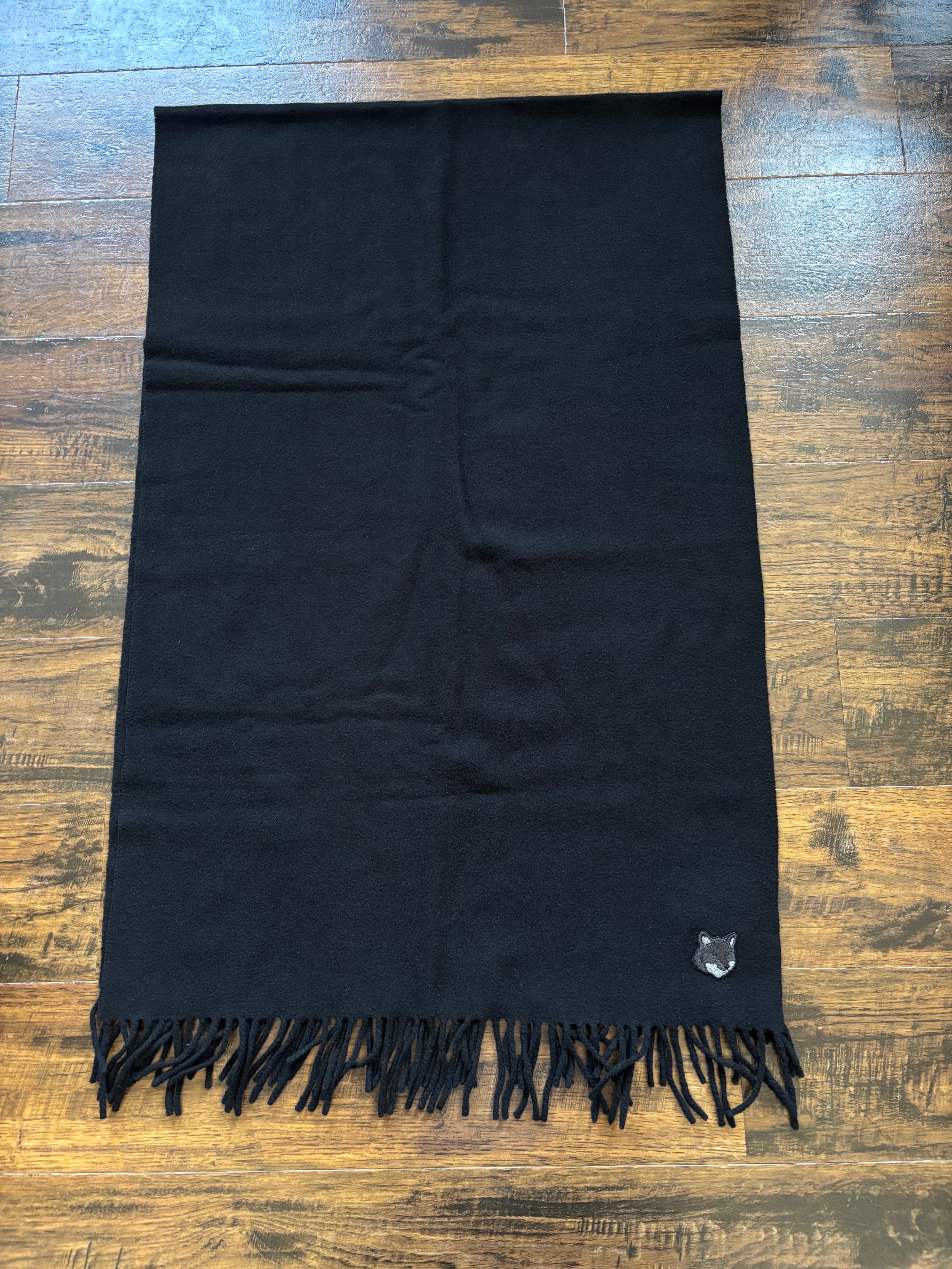 美品 MAISON KITSUNÉ メゾンキツネ フォックスロゴパッチ マフラー