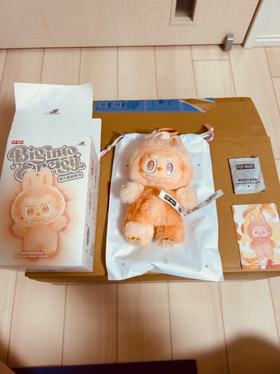 POP MART THE MONSTERS (LABUBU) Big into Energy Series Plush Pendant HAPPINESS